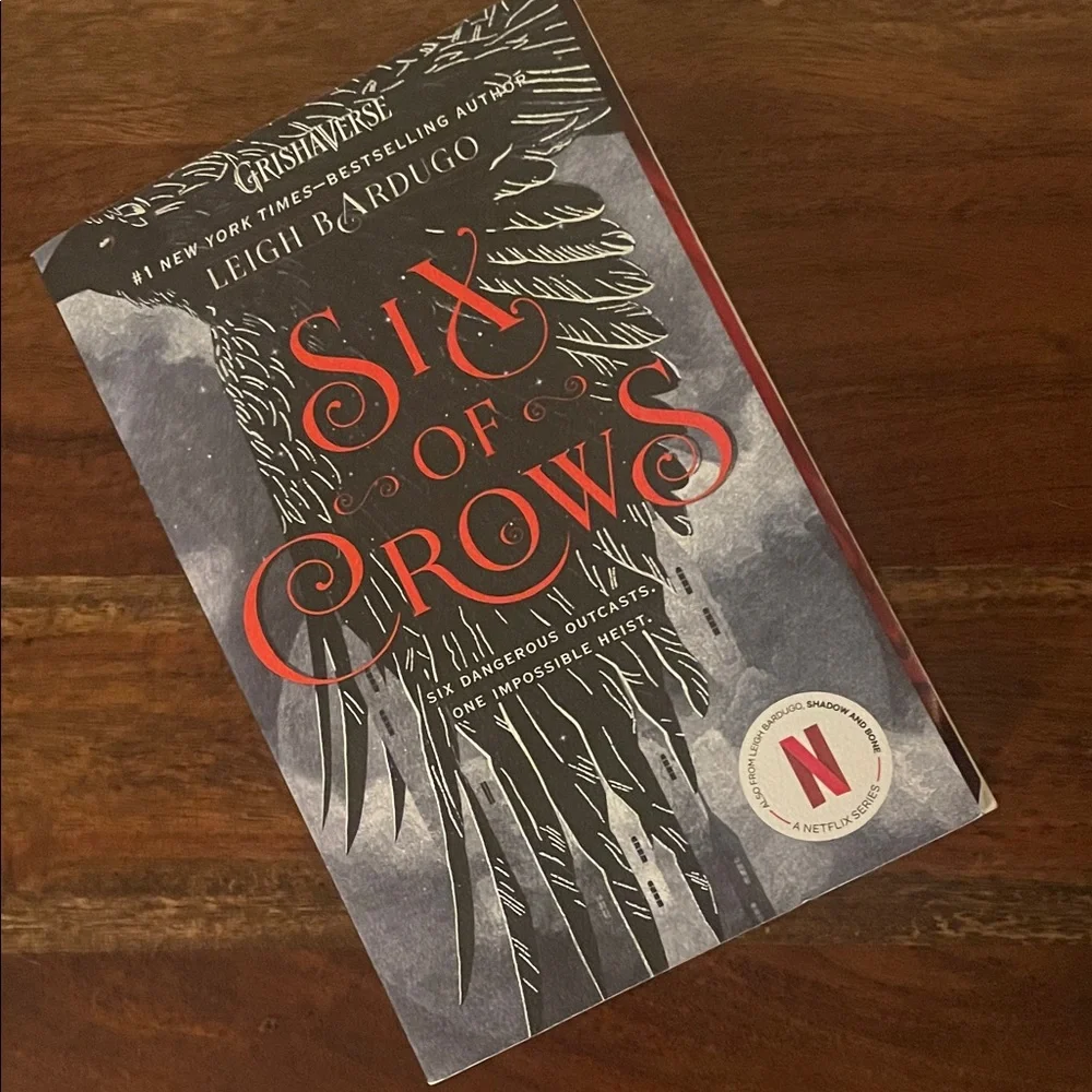 Six of Crows Paperback Book by Leigh Bardugo